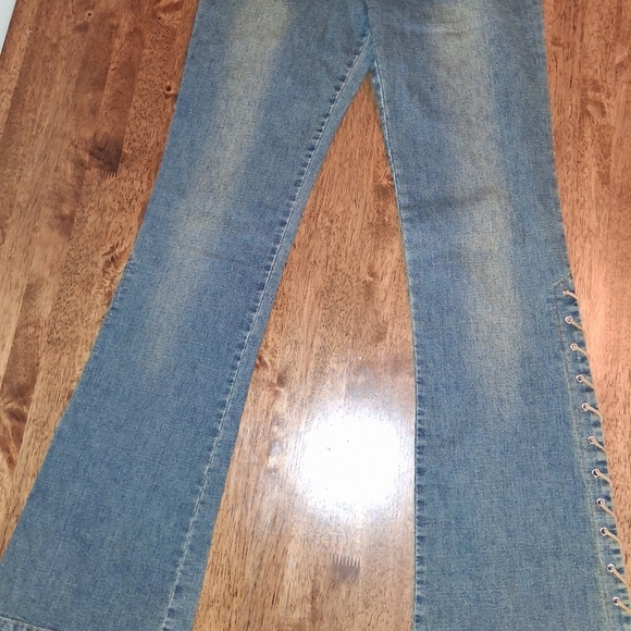 Max Studio Flare Strech Suede side laced Blue Jeans Y2K Size 8 - Picture 3 of 8